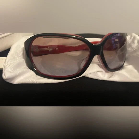 Red and Black Oakley Betray Kansas City Chiefs Heliostat Prizm Ruby Lenses, Matte Black  main image 4